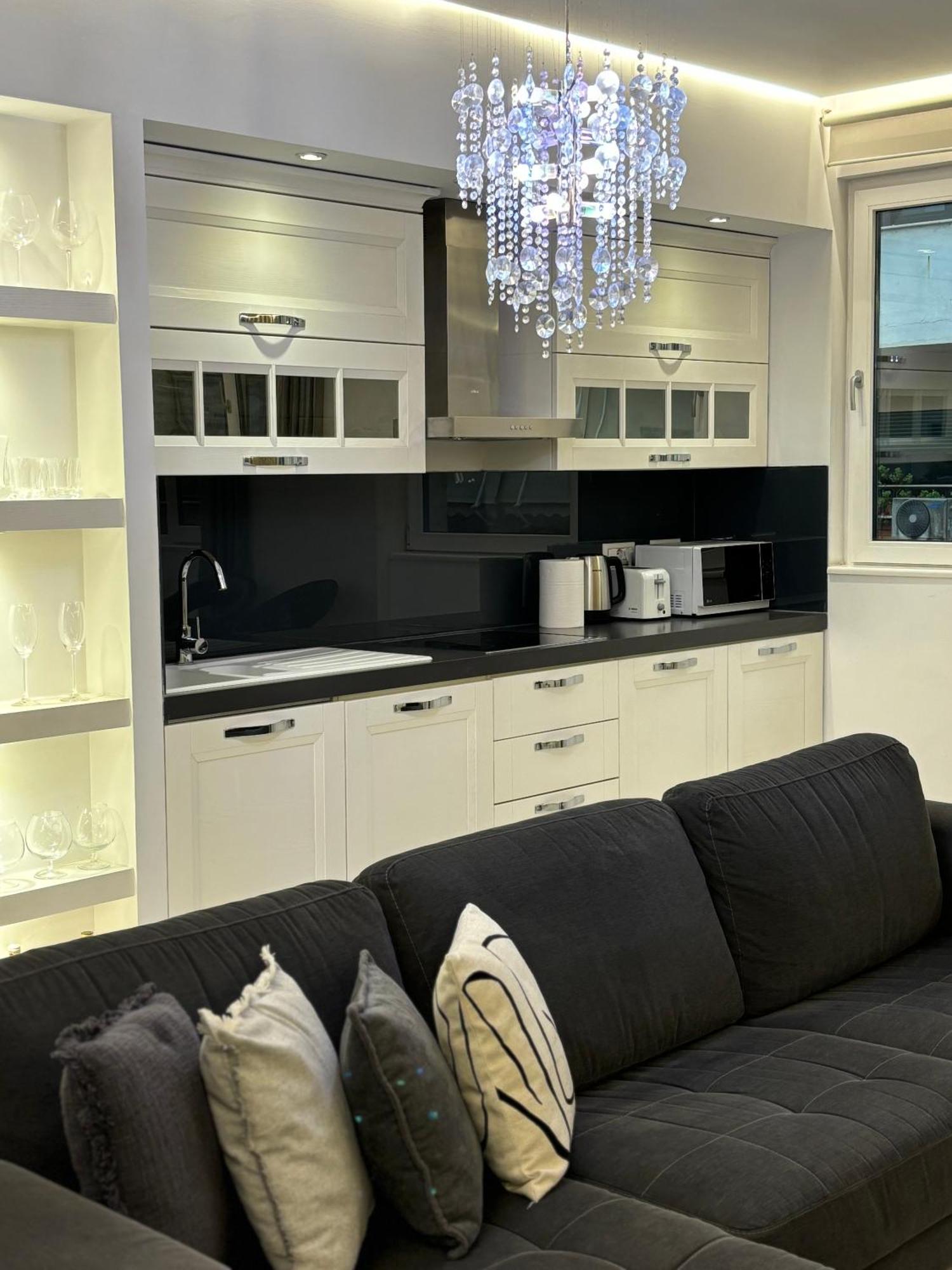 Tam Serviced 2Bdr Apartment City Center No6 Tiranë Eksteriør bilde