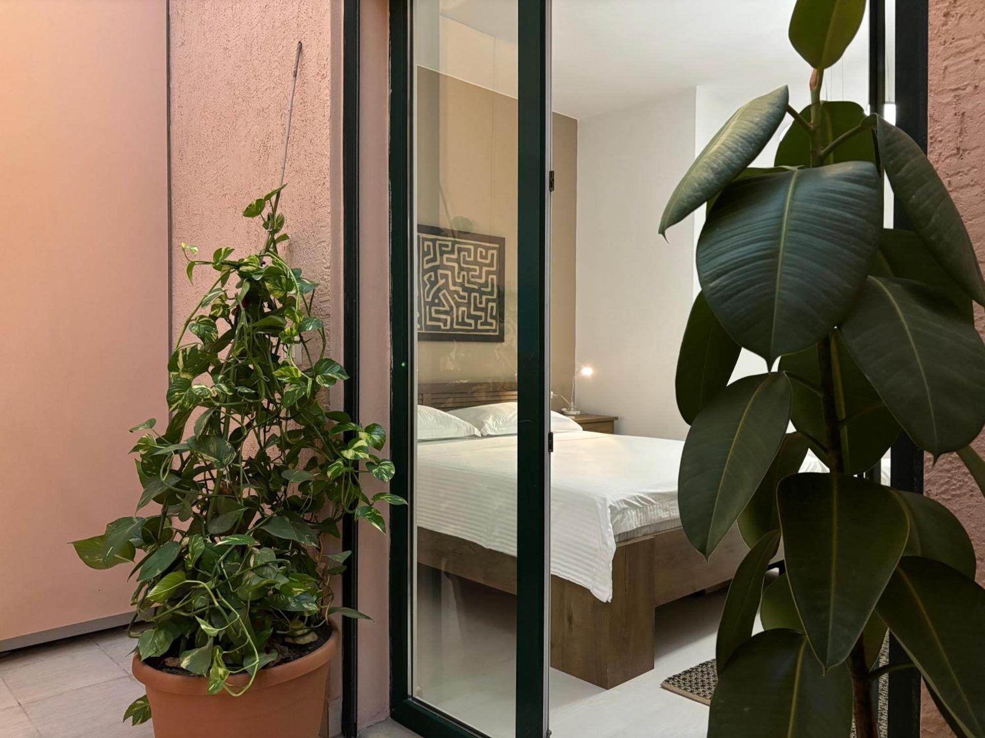 Tam Serviced 2Bdr Apartment City Center No6 Tiranë Eksteriør bilde