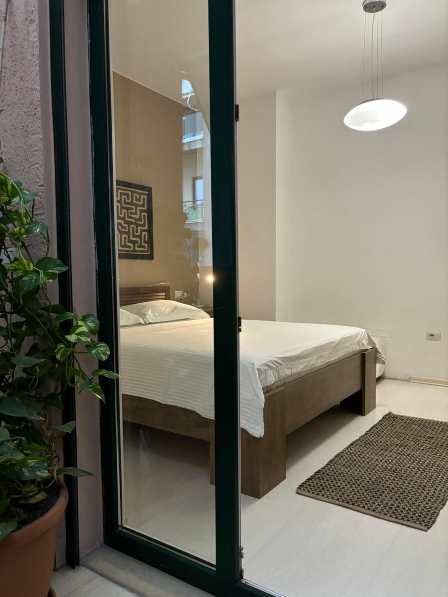 Tam Serviced 2Bdr Apartment City Center No6 Tiranë Eksteriør bilde