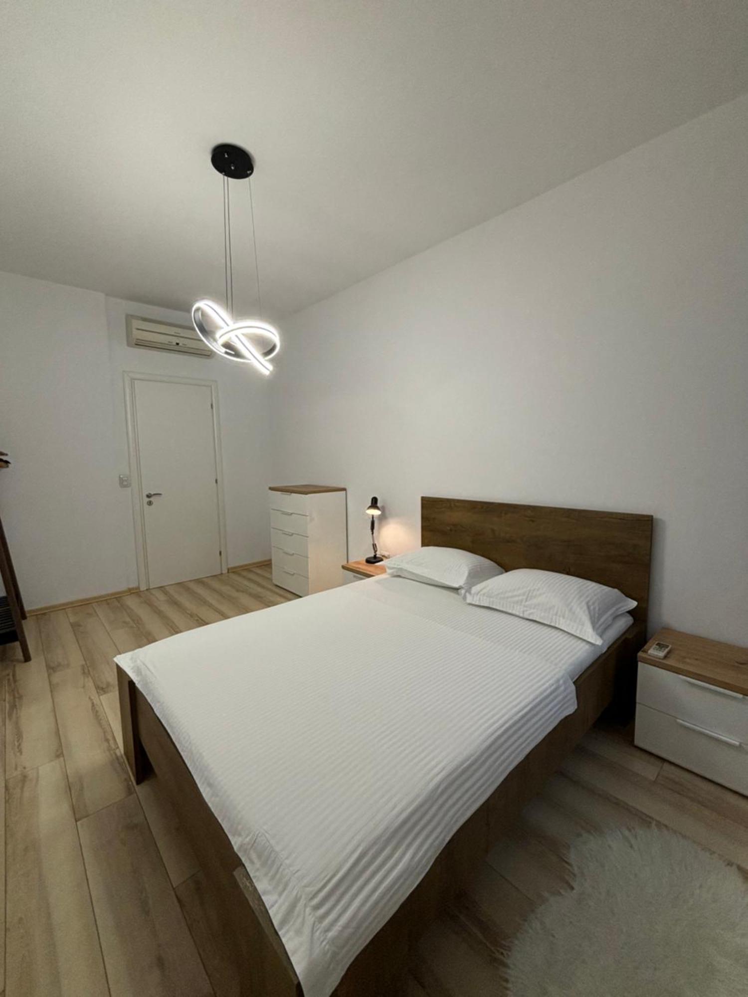 Tam Serviced 2Bdr Apartment City Center No6 Tiranë Eksteriør bilde