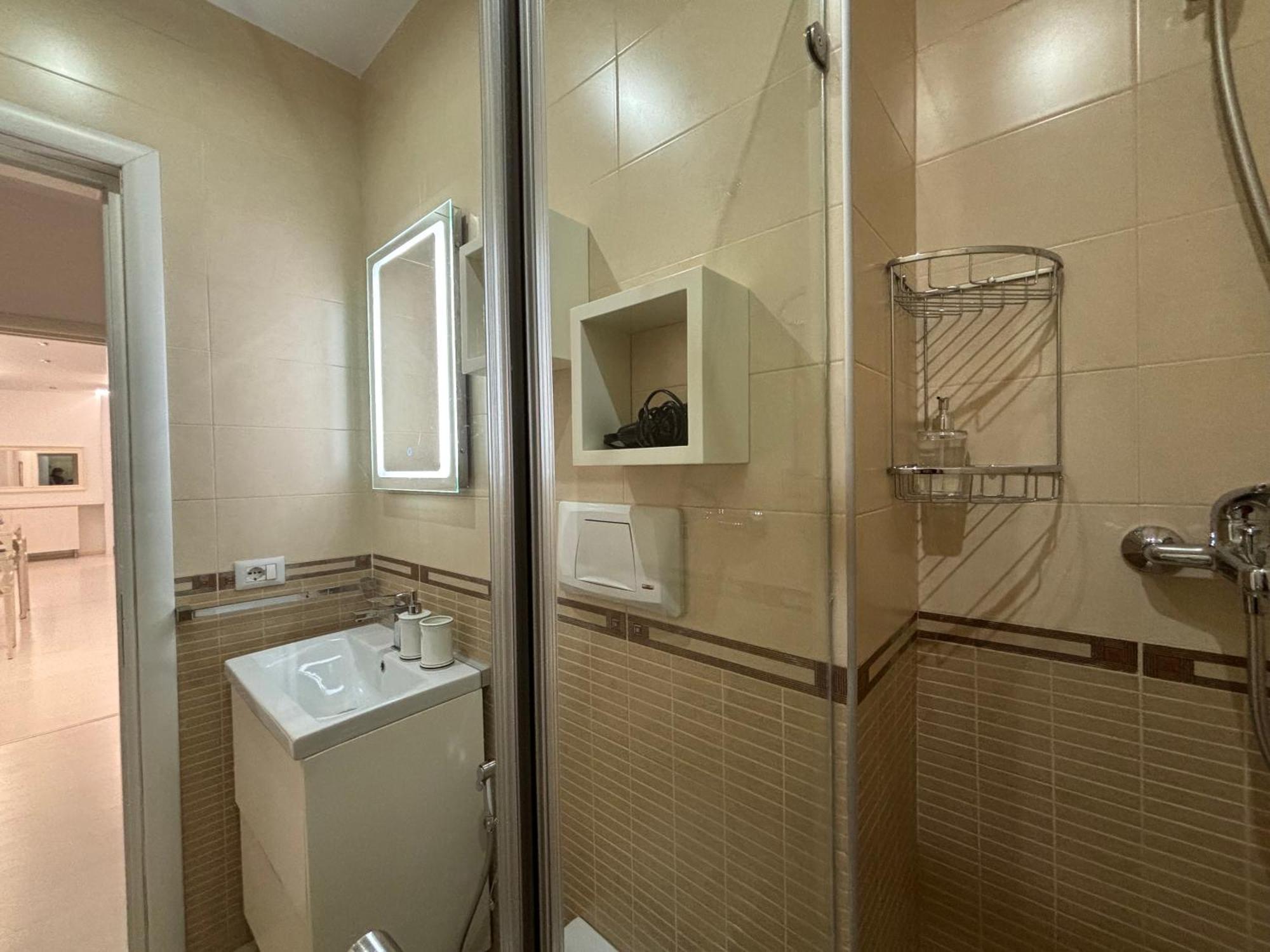 Tam Serviced 2Bdr Apartment City Center No6 Tiranë Eksteriør bilde