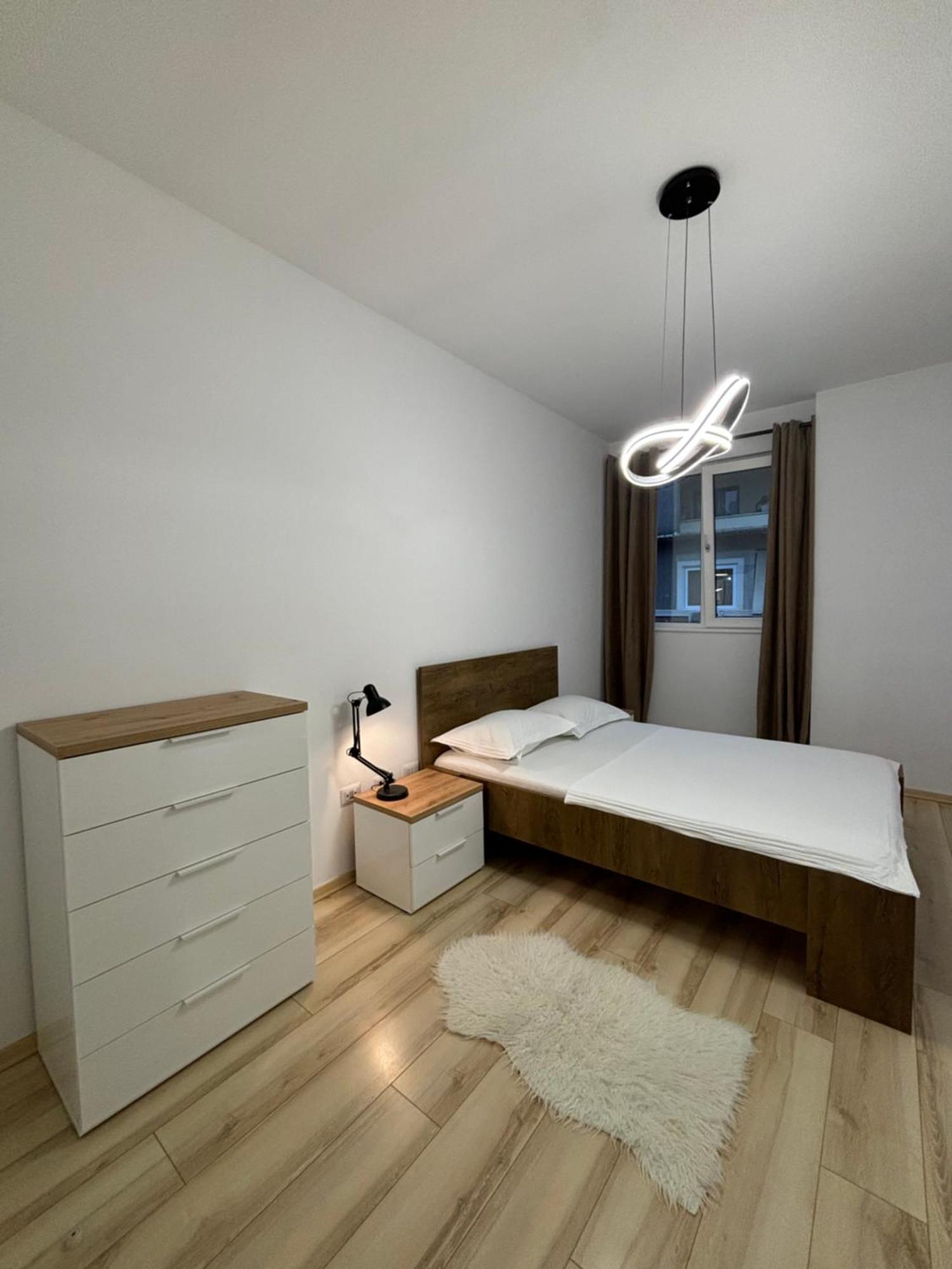 Tam Serviced 2Bdr Apartment City Center No6 Tiranë Eksteriør bilde