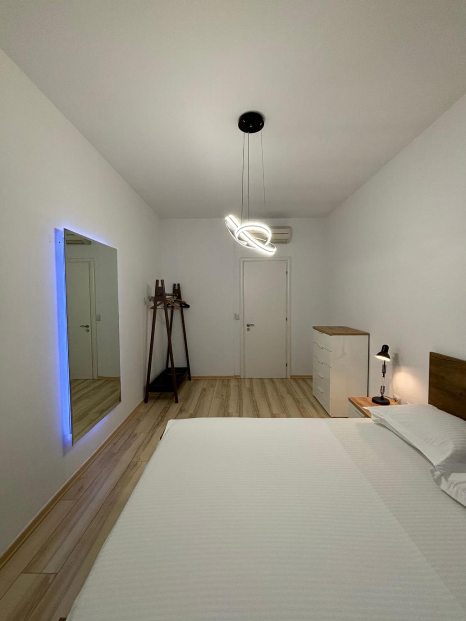 Tam Serviced 2Bdr Apartment City Center No6 Tiranë Eksteriør bilde